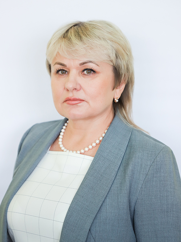 Елизарова Светлана Ивановна.