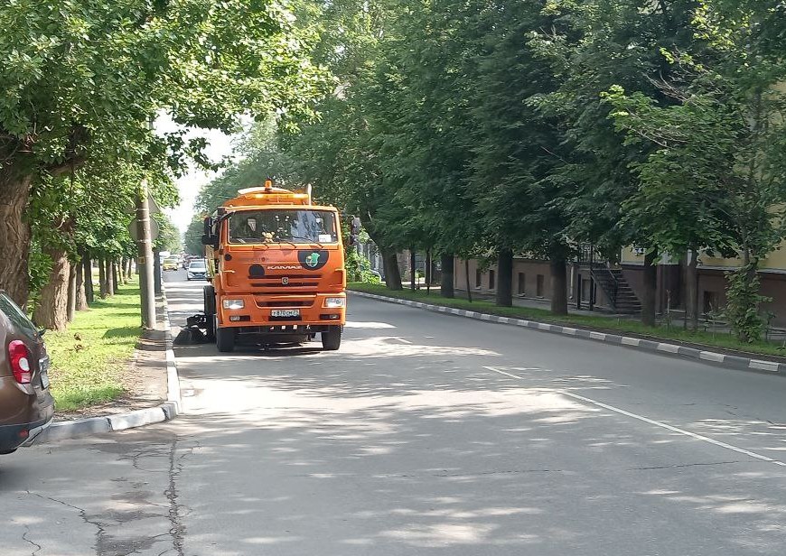 Уборка в городе.