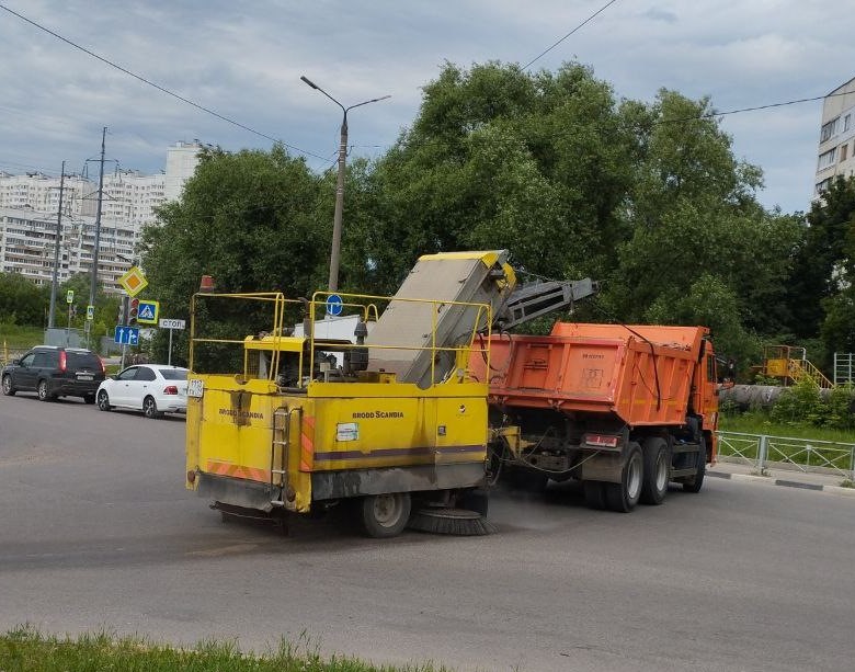 Уборка в городе.