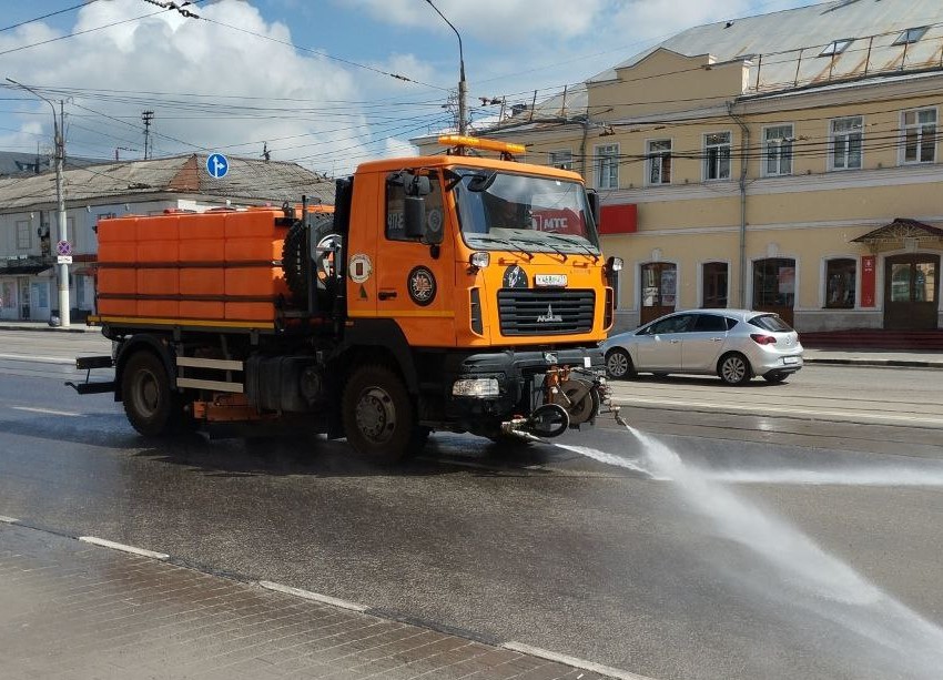 Уборка в городе.