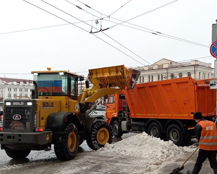 Уборка в городе.