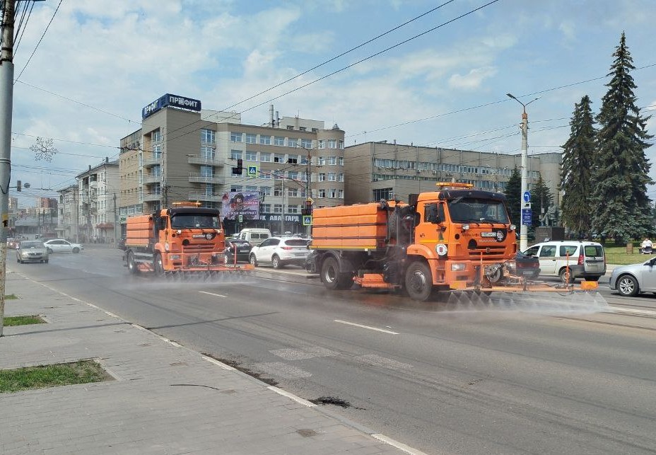 Уборка в городе.