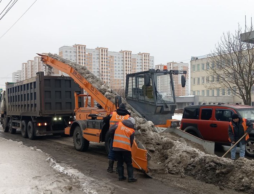 Уборка в городе.