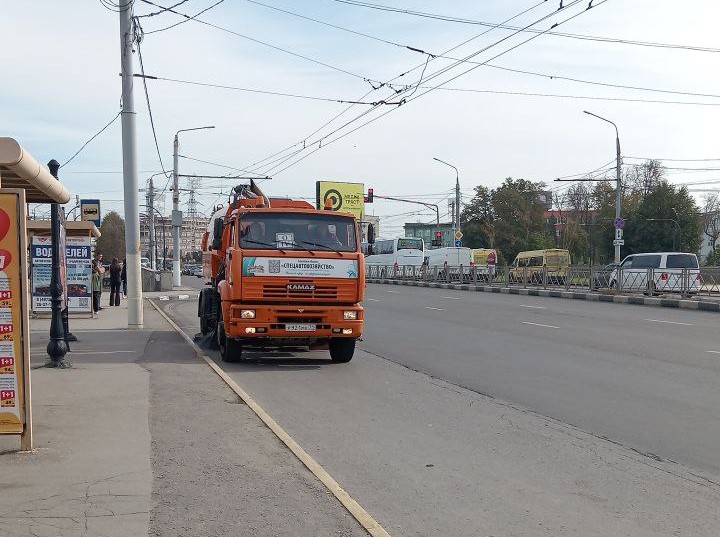 Уборка в городе.