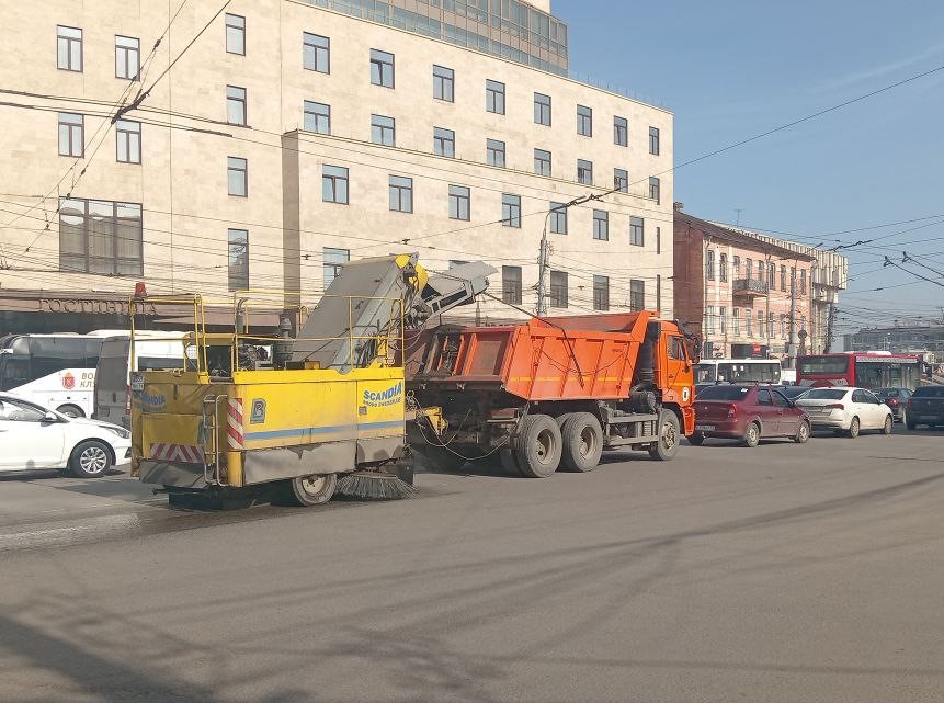 Уборка в городе.