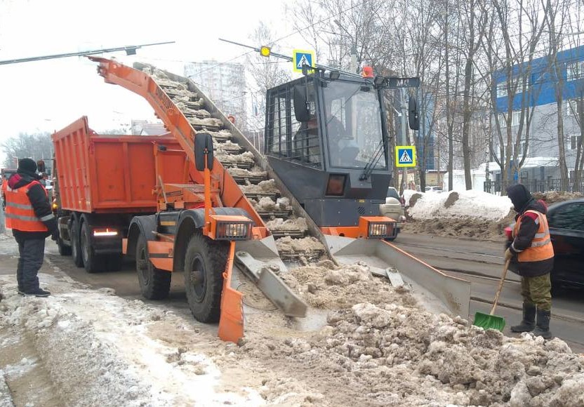 Уборка в городе.