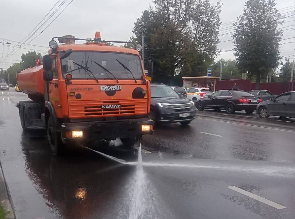 Уборка в городе.