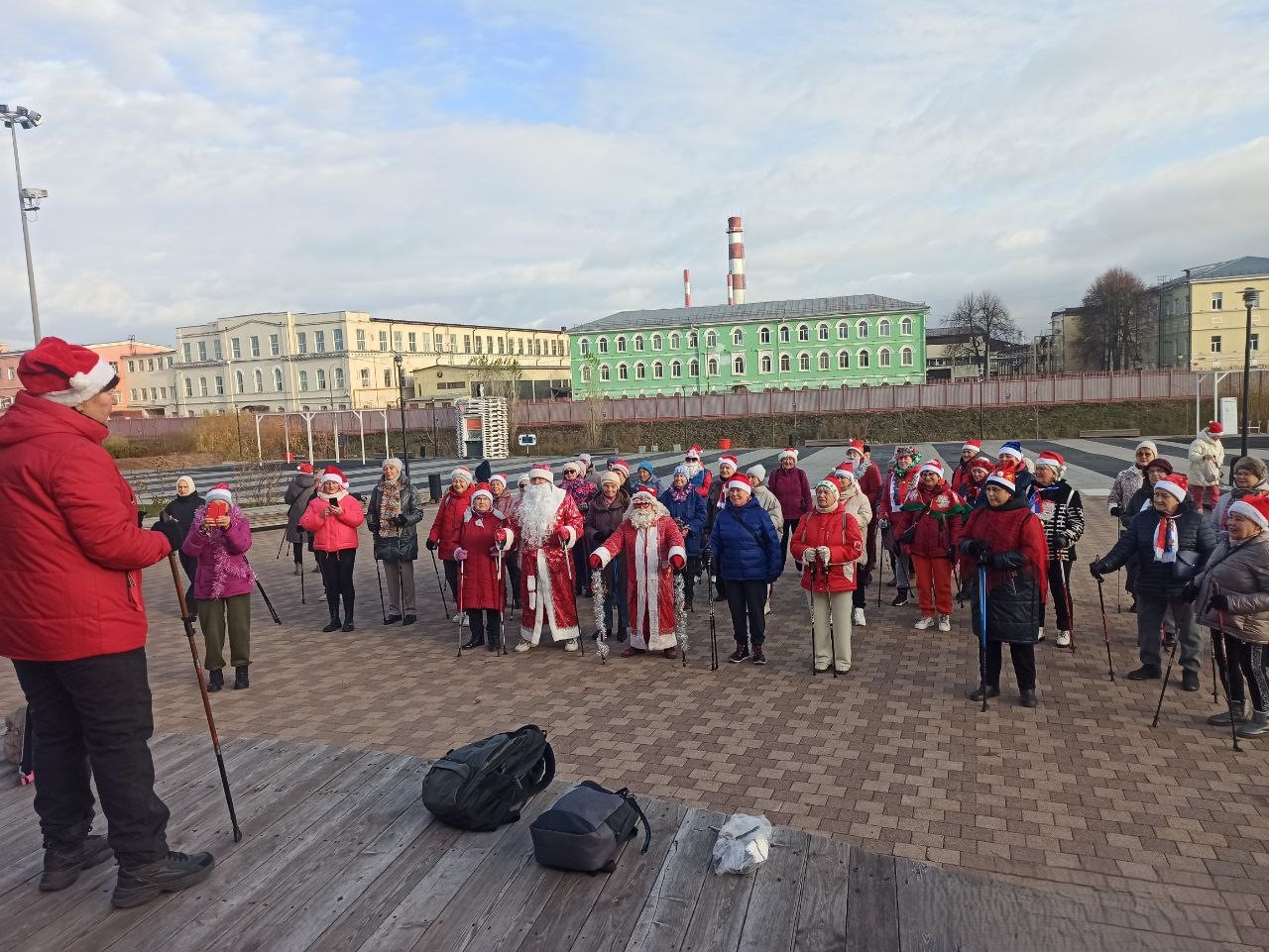 На Казанской набережной прошел «Променад Дедов Морозов».