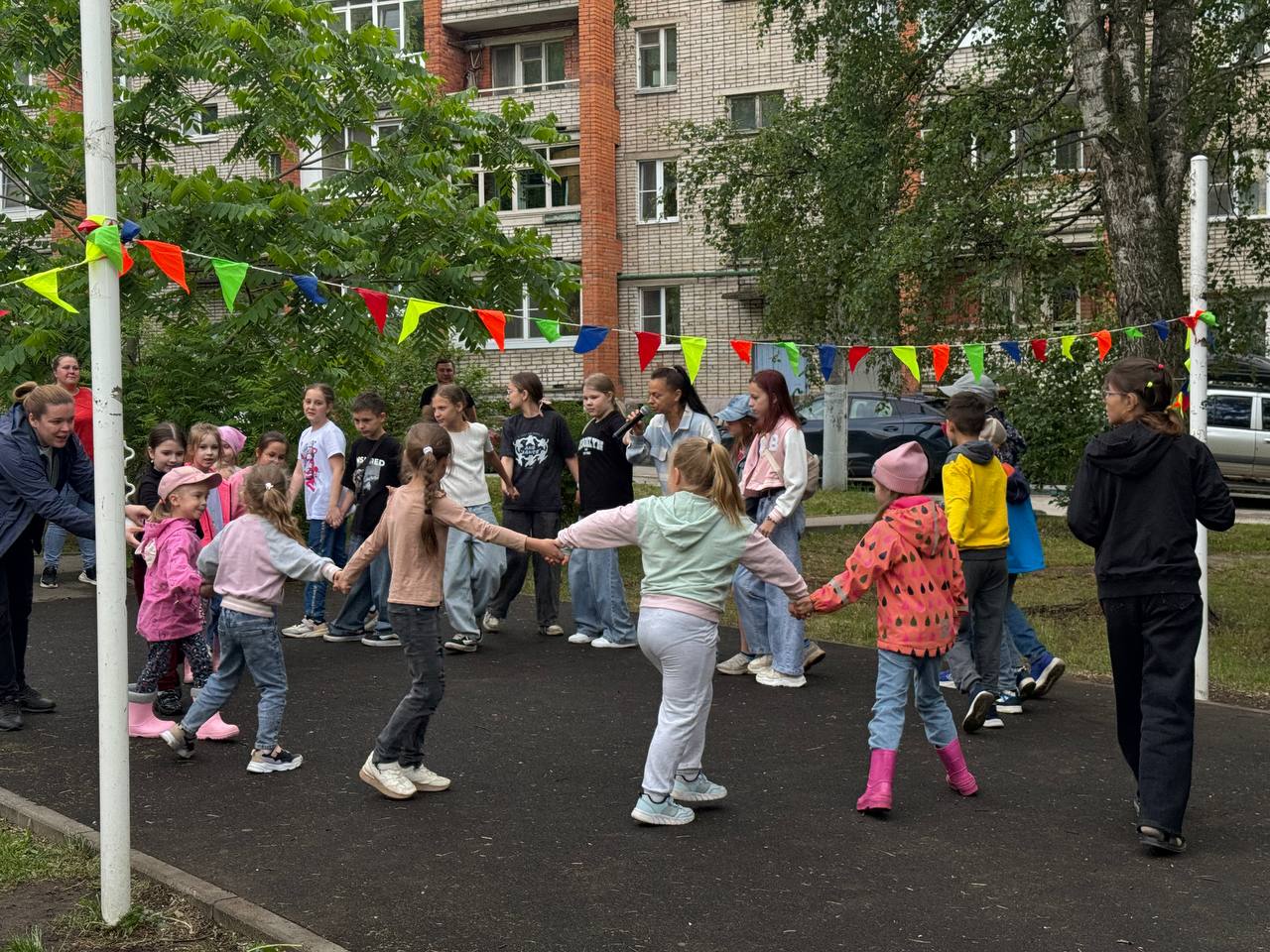 Праздники двора в Туле продолжаются.