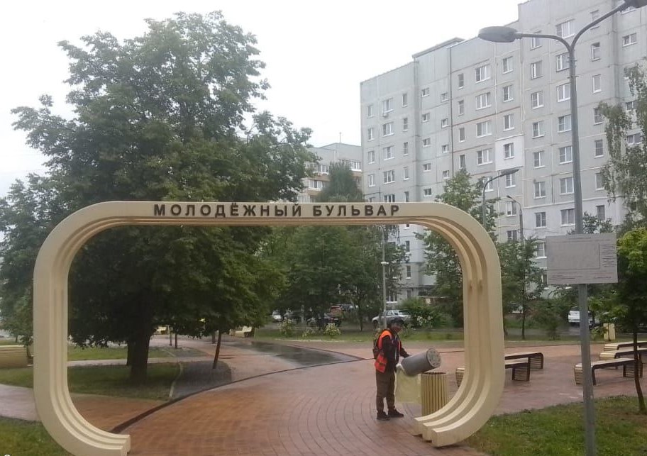 Уборка в городе.