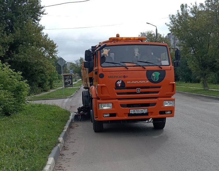 Уборка в городе.