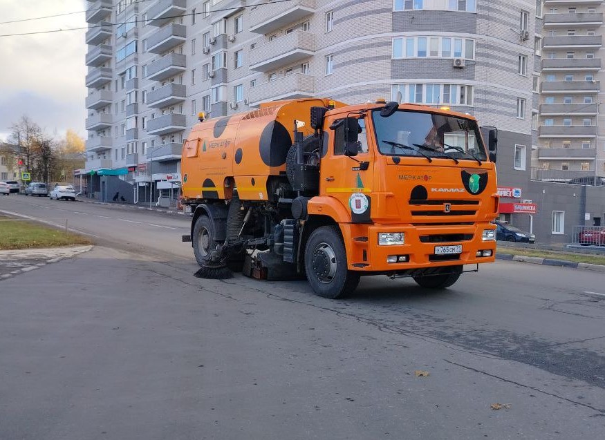 Уборка в городе.