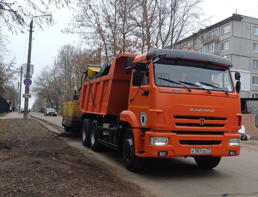 Уборка и благоустройство в городе.