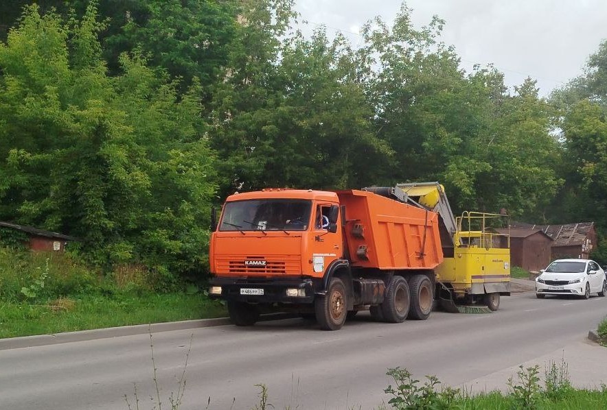 Уборка в городе.