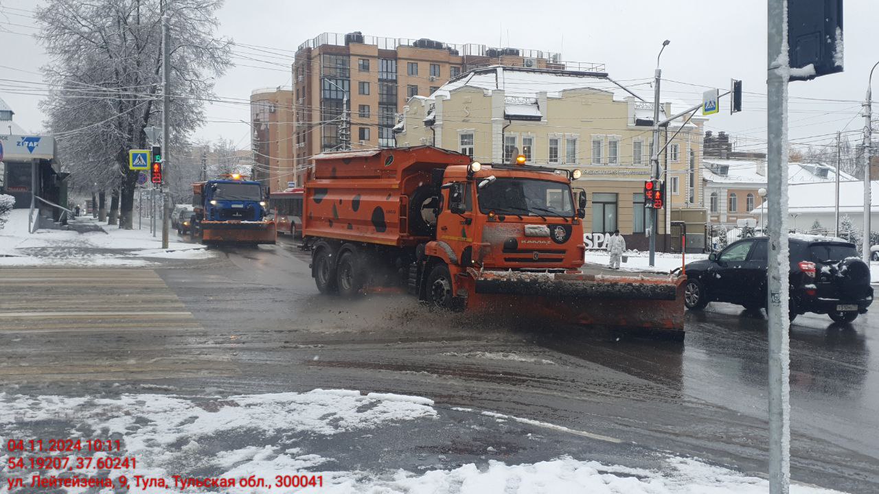 Уборка в городе.