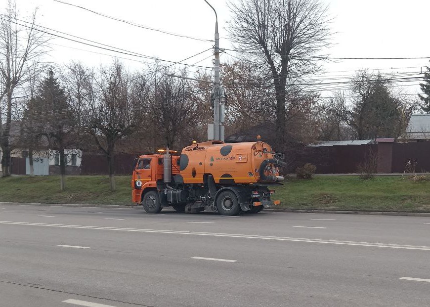 Уборка в городе.