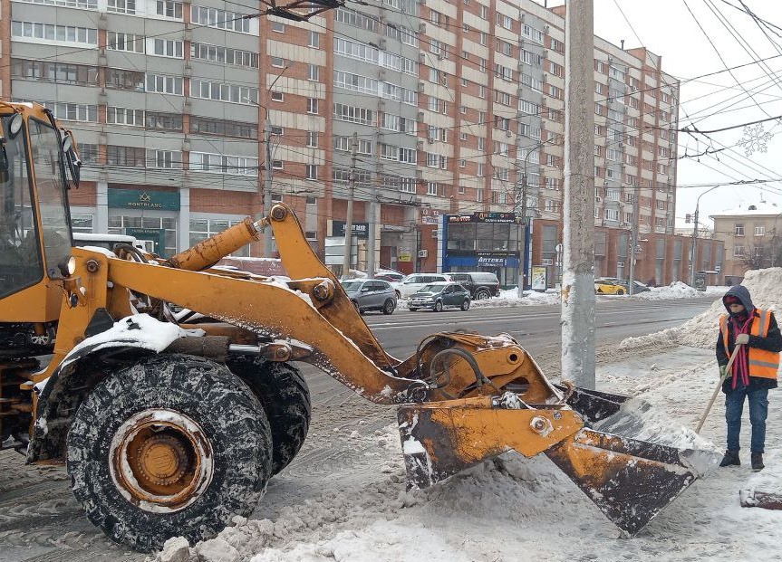 Уборка в городе.