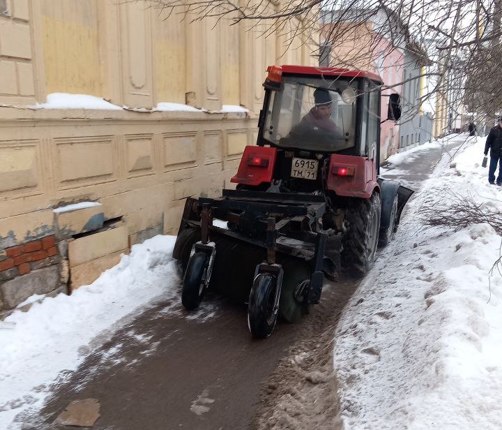 Уборка в городе.