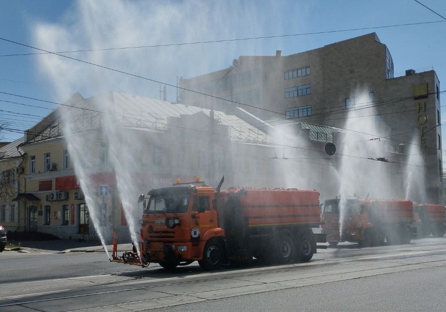 Уборка в городе.