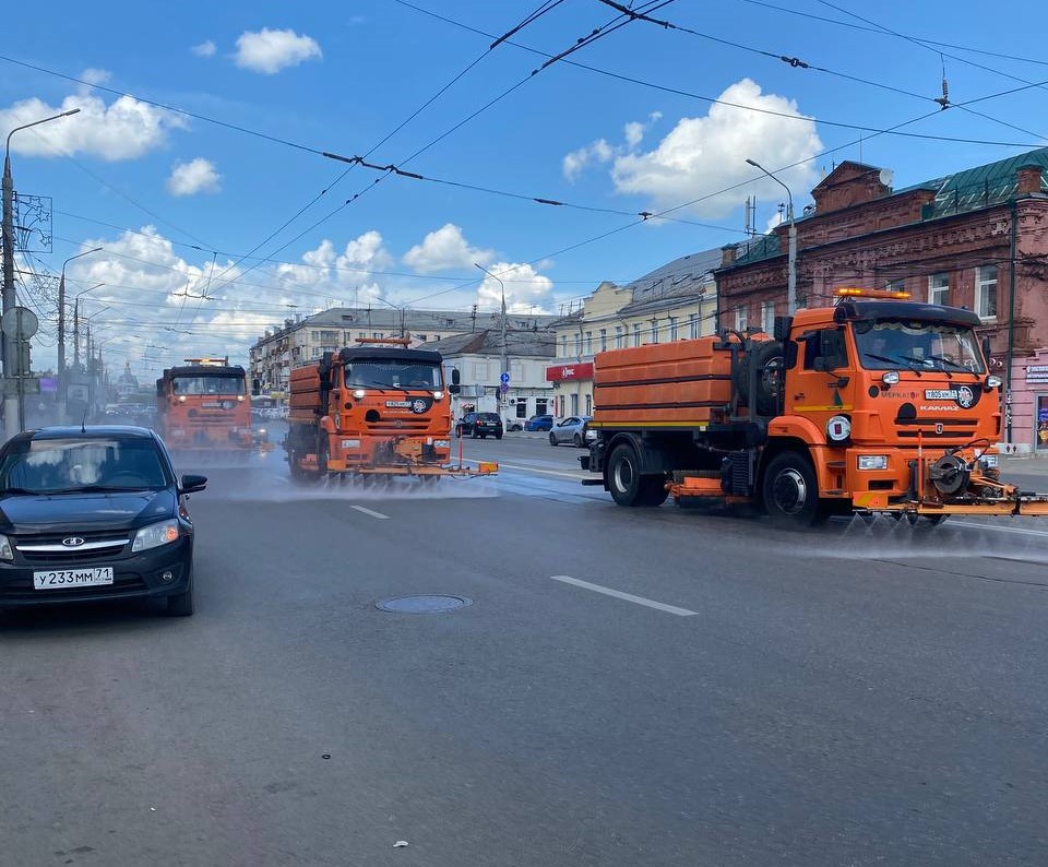 Уборка в городе.