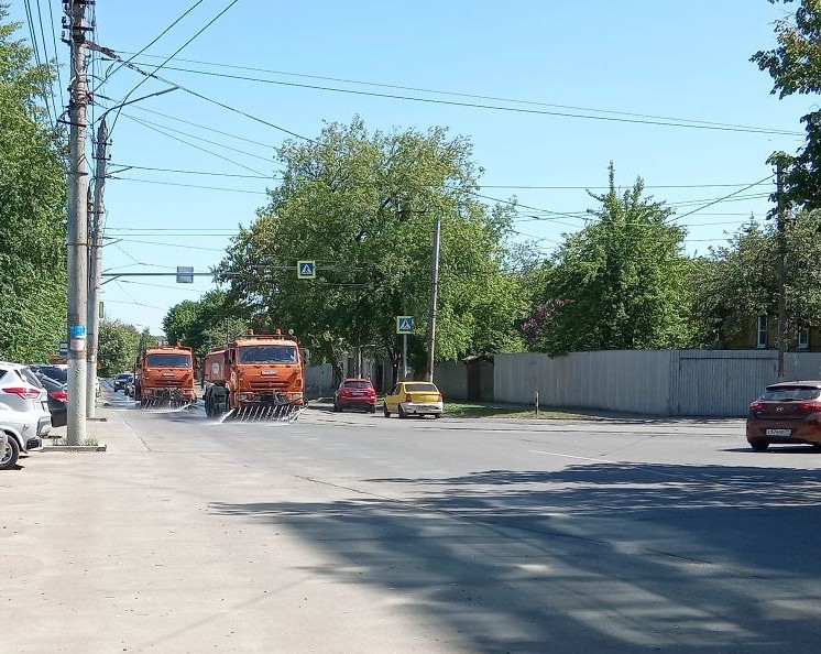 Уборка в городе.