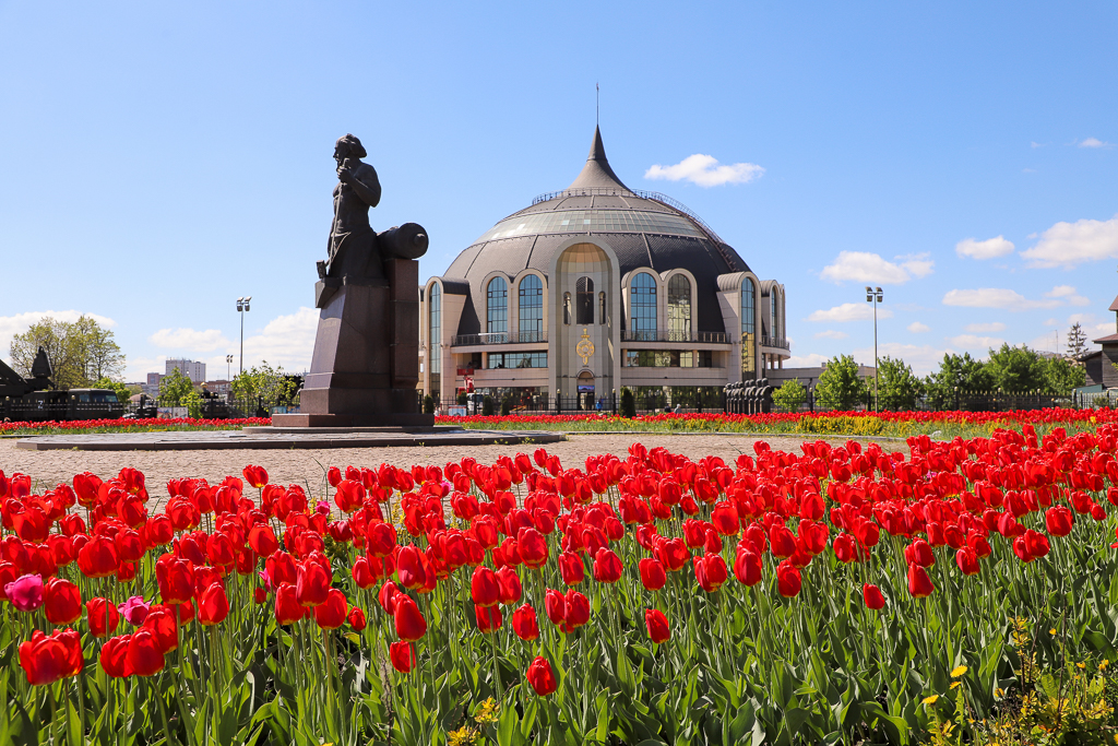 Весна в городе.