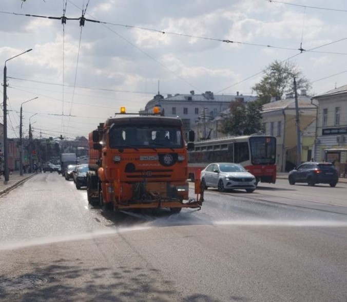 Уборка в городе.