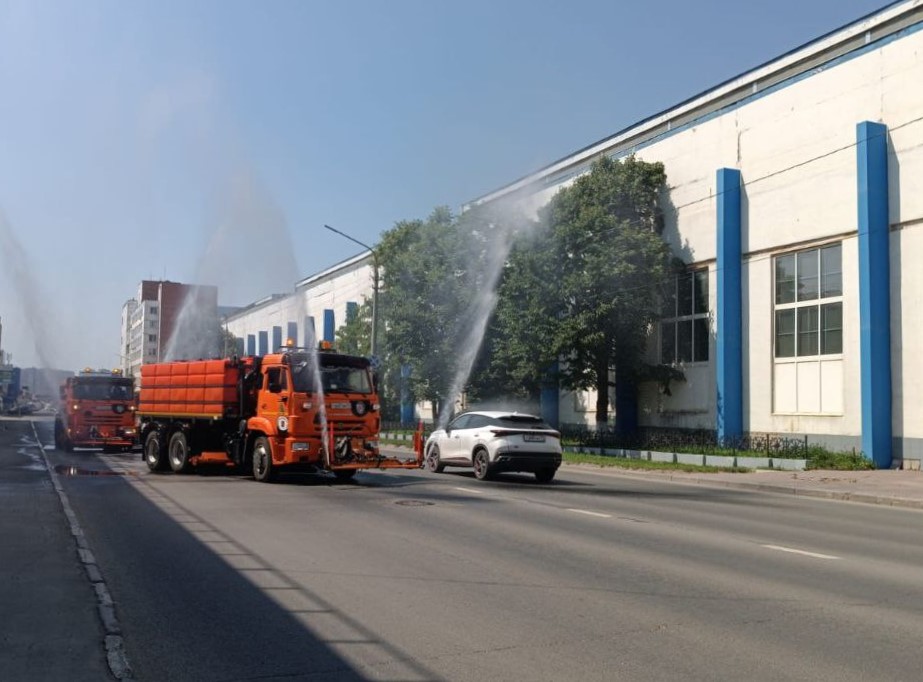 Уборка в городе.