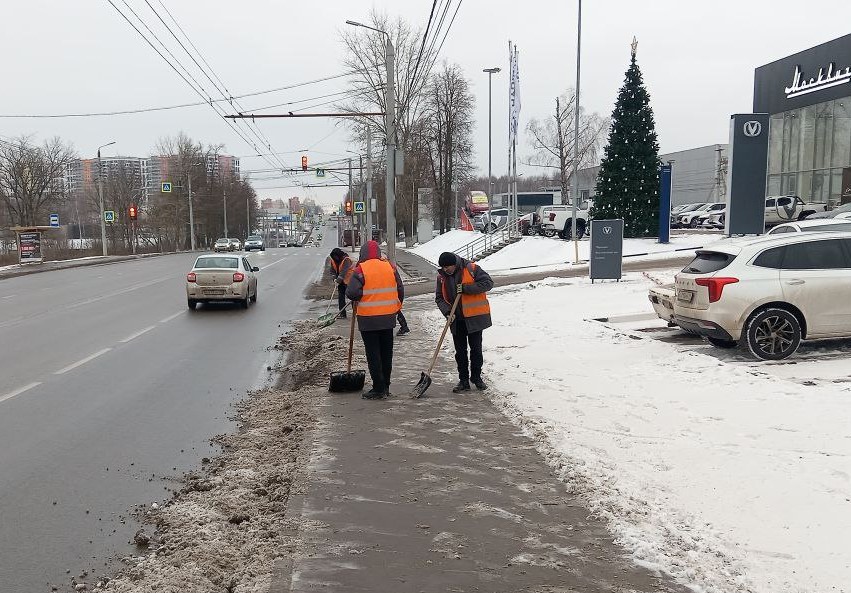 Уборка в городе.