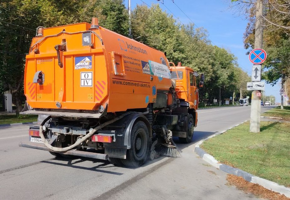 Уборка в городе.