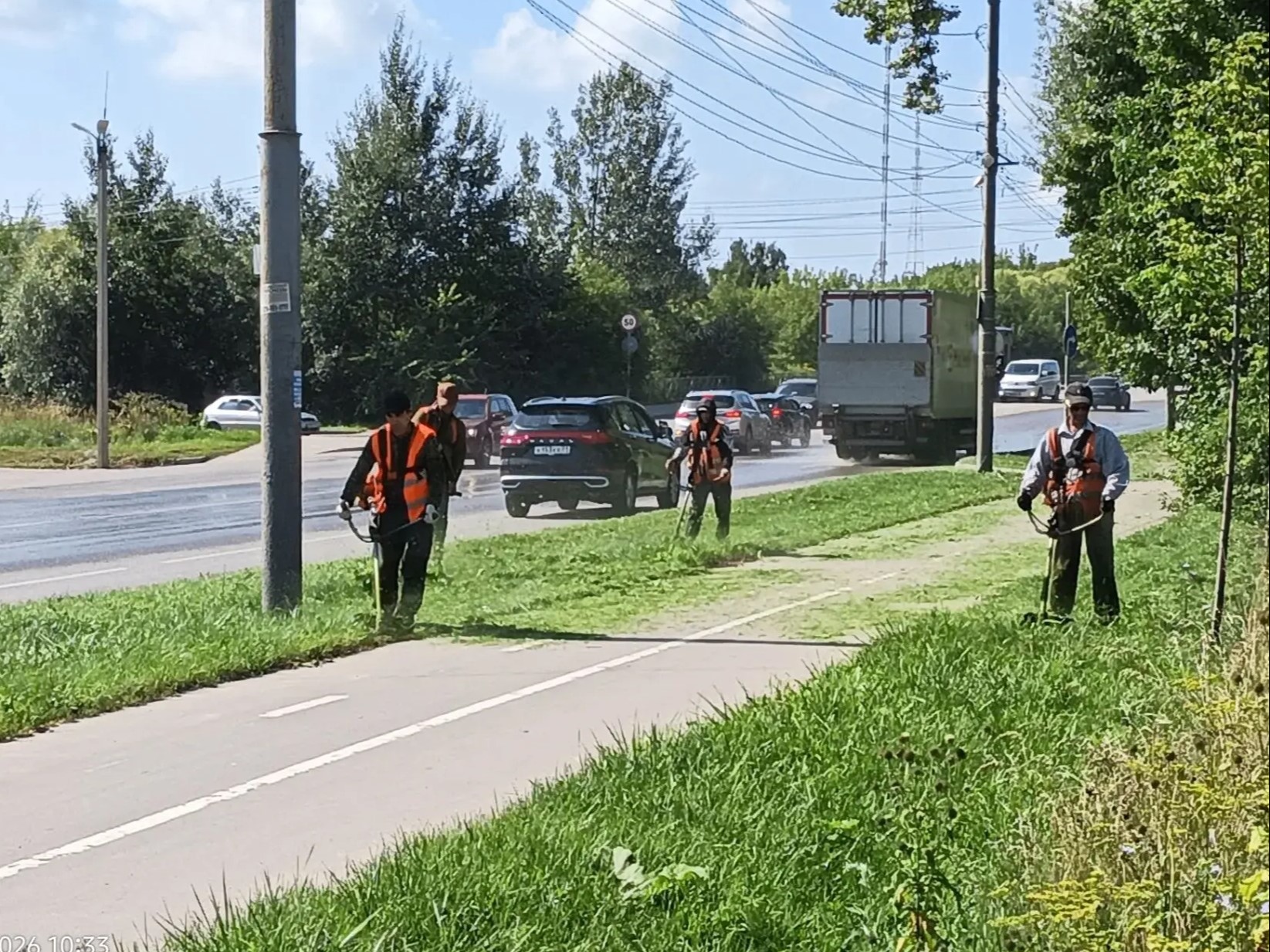 Уборка и благоустройство в городе.