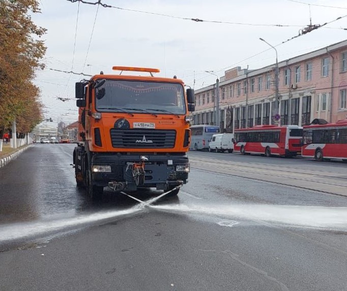 Уборка в городе.