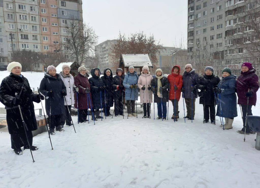 Активисты ТОС «Лидер» приняли участие в тренировке по северной ходьбе.