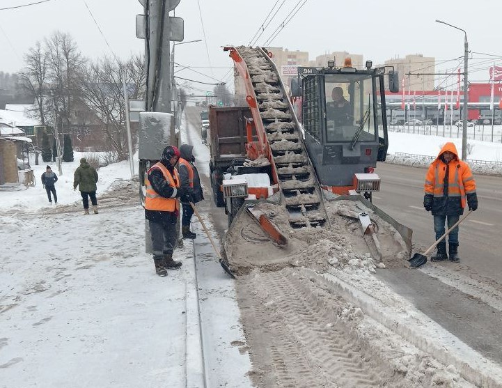 Уборка в городе.