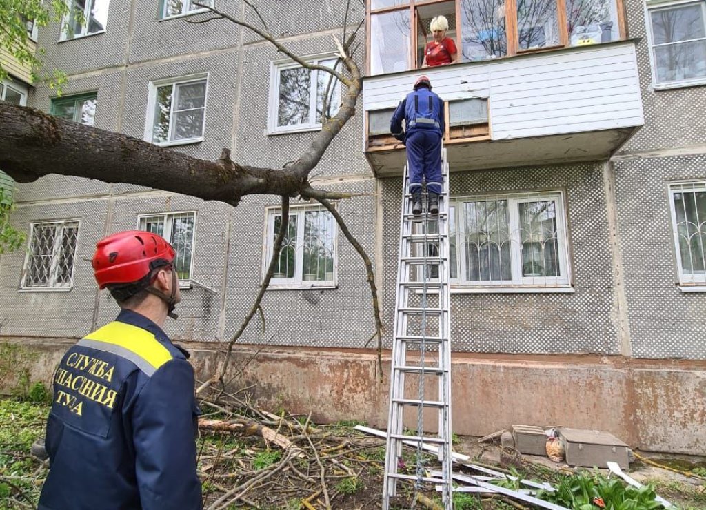 В Туле продолжают устранять последствия непогоды.