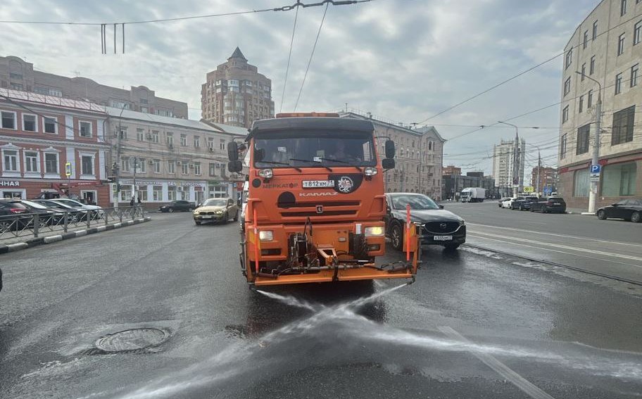 Уборка в городе.