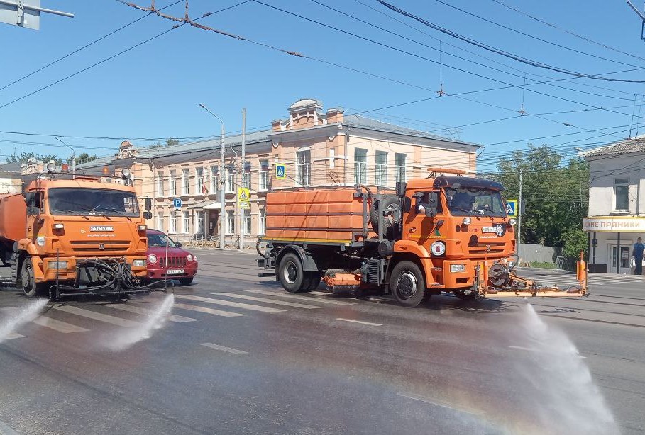 Уборка в городе.