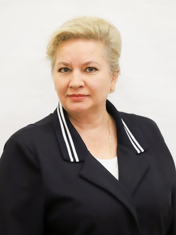 Пряхина Елена Николаевна.