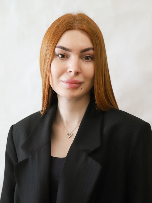 Куртеева Анжелика Руслановна.