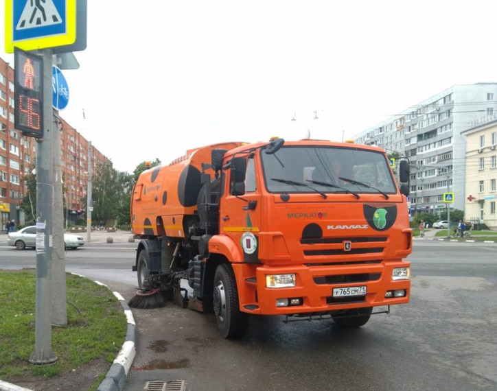 Уборка в городе. Уборка в городе.