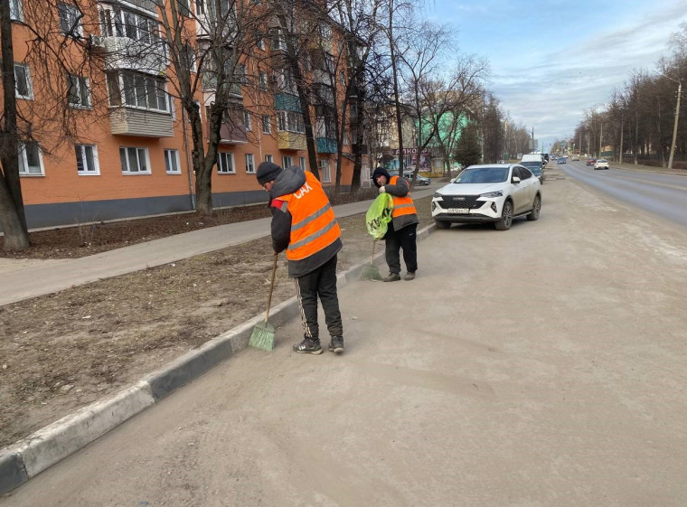 Уборка и благоустройство в городе. Уборка и благоустройство в городе.