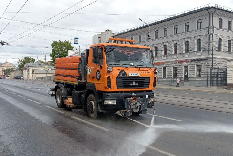 Уборка и благоустройство в городе. Уборка и благоустройство в городе.