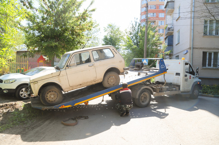 В Туле эвакуируют бесхозные автомобили. В Туле эвакуируют бесхозные автомобили.