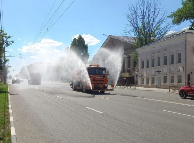Уборка и благоустройство в городе. Уборка и благоустройство в городе.