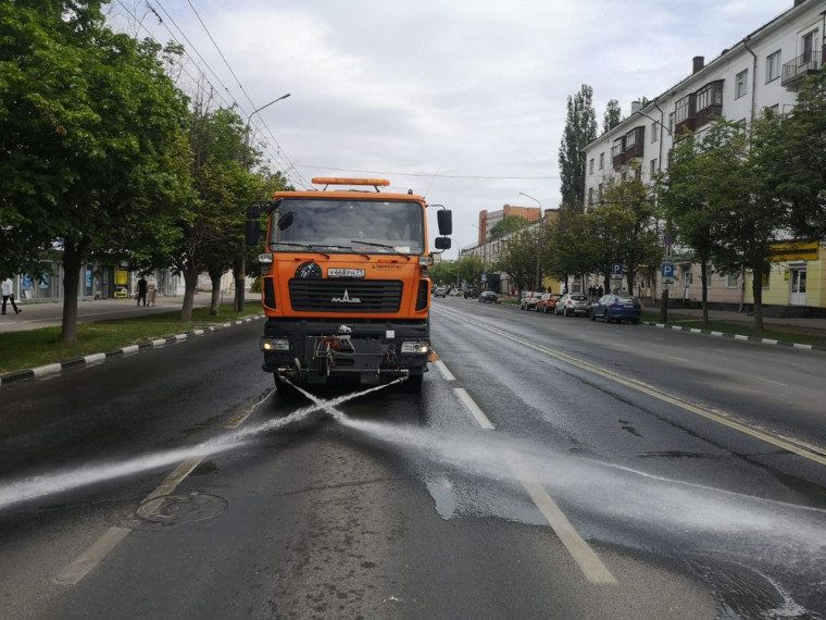 Уборка и благоустройство в городе. Уборка и благоустройство в городе.
