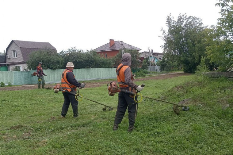 Уборка и благоустройство в городе. Уборка и благоустройство в городе.