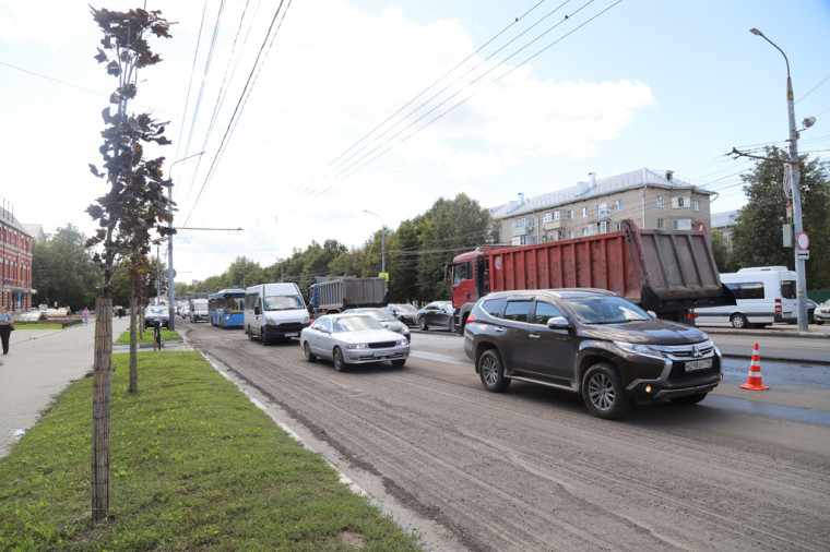 В Туле появился новый автоматический комплекс для фиксации нарушений грузовыми автомобилями. В Туле появился новый автоматический комплекс для фиксации нарушений грузовыми автомобилями.