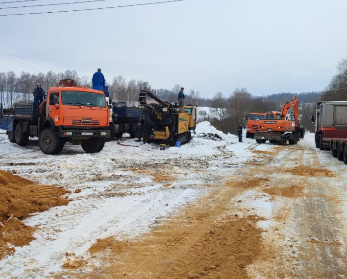 В Заречье приступили к перекладке магистрального водовода.