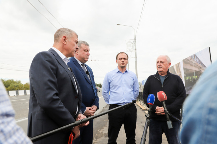 В Туле открыто движение по всем полосам Московского путепровода.