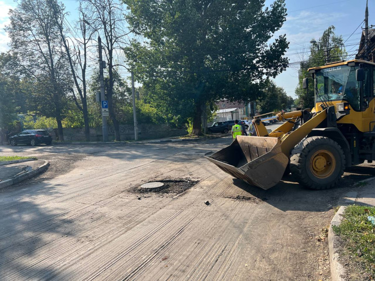 В Туле продолжается ремонт дорог.